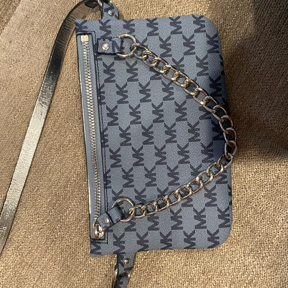 BRAND NEW* Michael Kors belt bag